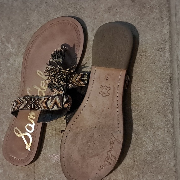 Sam Edelman Beaded Fringe Thong Sandals Size 7 - Picture 5 of 8